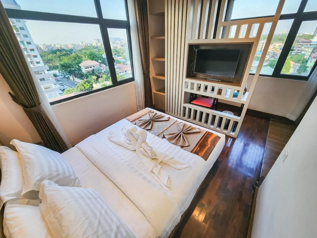 Hotel Keio Rangún