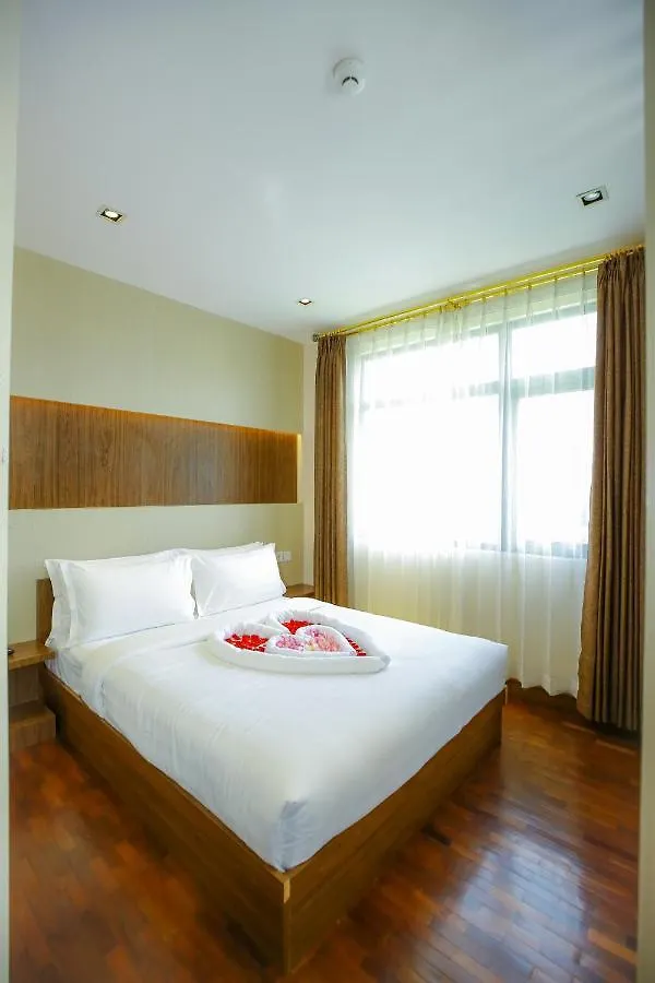 Hotel Keio Rangún